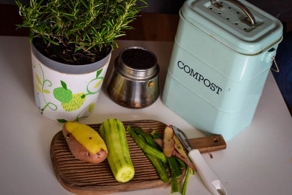 Encouraging composting food waste at home as part of responsible urban waste management. 