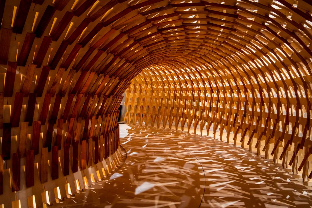 Tunnel made from natural material - wood